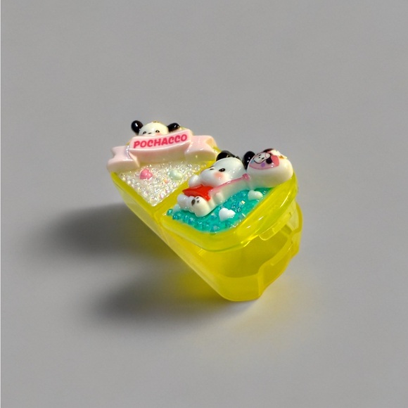 Decoden Mini Pill Box, Pochacco Kawaii Junk Case Style Travel Size, Sanrio - Picture 4 of 4